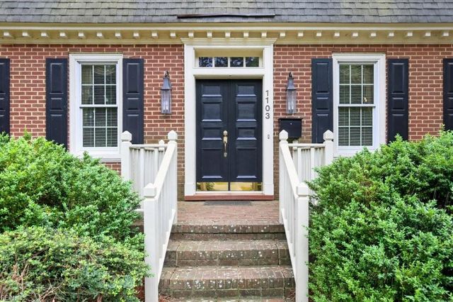 1103 Pine Valley DR, Suffolk, VA 23434