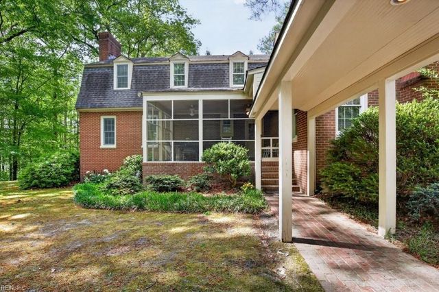 1103 Pine Valley DR, Suffolk, VA 23434