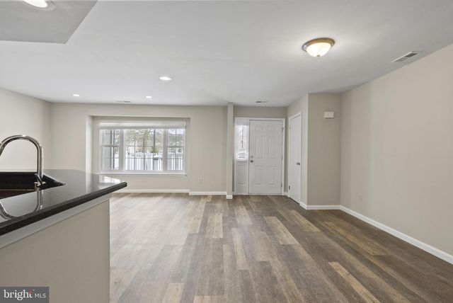 506 OLIPHANT LN, Mount Laurel, NJ 08054