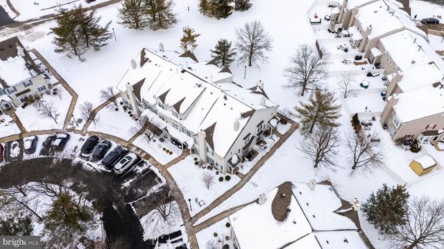 506 OLIPHANT LN, Mount Laurel, NJ 08054