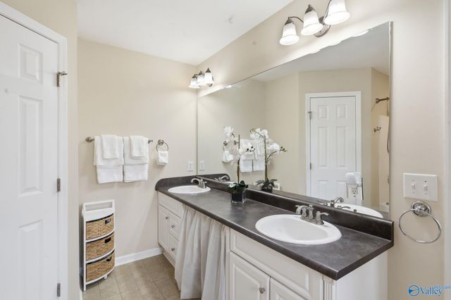 231 Deer Tracks Circle, Owens Cross Roads, AL 35763