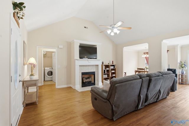 231 Deer Tracks Circle, Owens Cross Roads, AL 35763