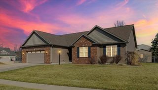 502 Elk Drive, Mahomet, IL 61853