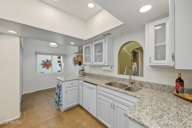 6732 N 16th Place, Phoenix, AZ 85016