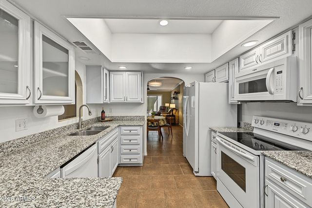 6732 N 16th Place, Phoenix, AZ 85016