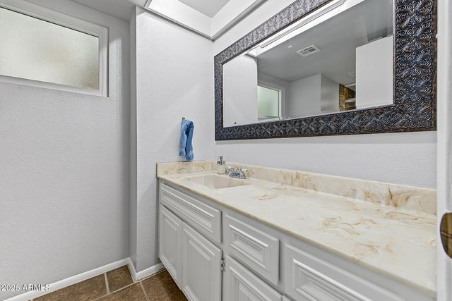 6732 N 16th Place, Phoenix, AZ 85016