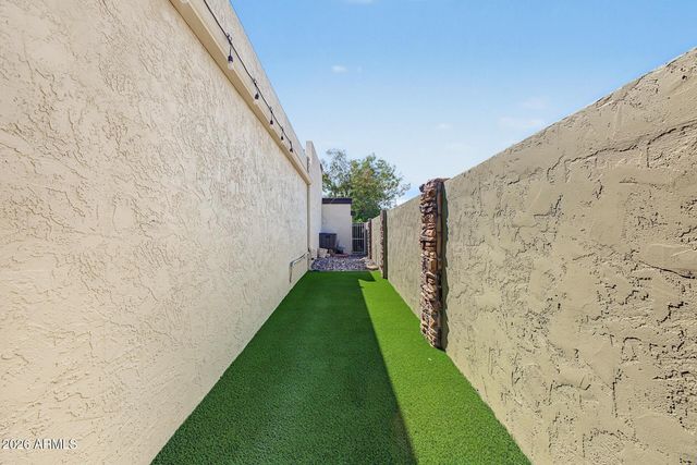 6732 N 16th Place, Phoenix, AZ 85016