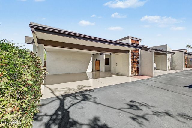 6732 N 16th Place, Phoenix, AZ 85016