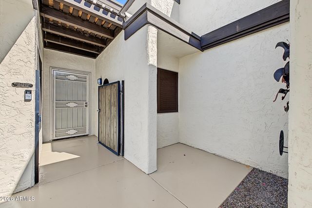 6732 N 16th Place, Phoenix, AZ 85016