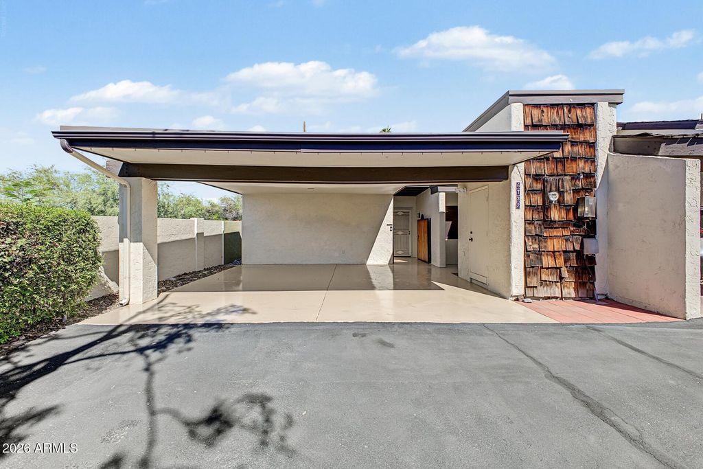 6732 N 16th Place, Phoenix, AZ 85016