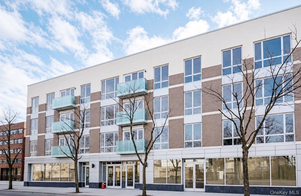 15815 Union Turnpike 402N, Fresh Meadows, NY 11366 — exterior