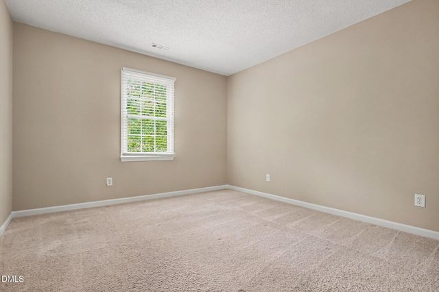 5524 Edgebury Road, Raleigh, NC 27613