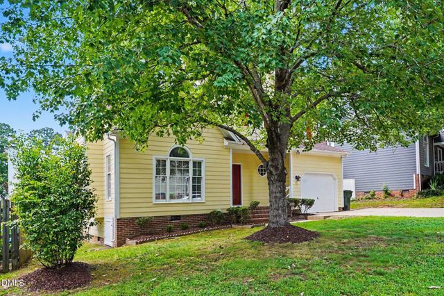 5524 Edgebury Road, Raleigh, NC 27613