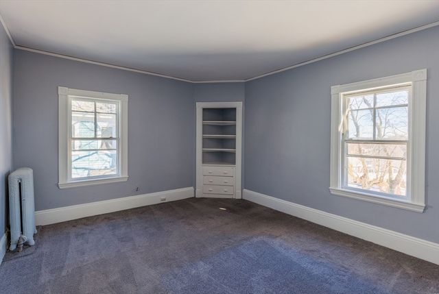 5 Lothrop St, Plymouth, MA 02360