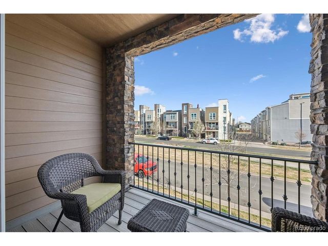 522 E Dry Creek Pl, Littleton, CO 80122