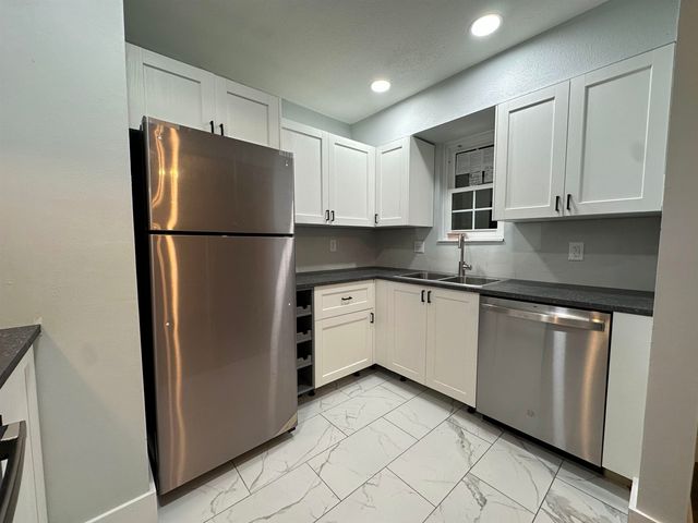 1951 N Meridian Rd Apt 63, Tallahassee, FL 32303