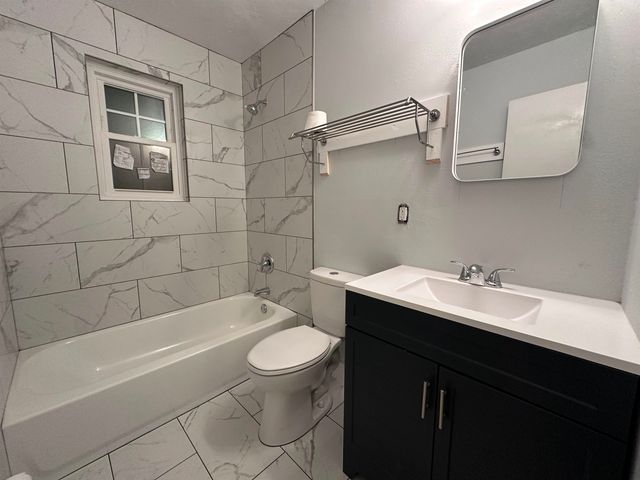 1951 N Meridian Rd Apt 63, Tallahassee, FL 32303