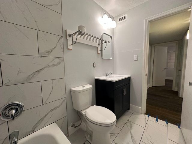 1951 N Meridian Rd Apt 63, Tallahassee, FL 32303