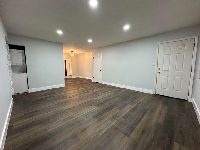 1951 N Meridian Rd Apt 63, Tallahassee, FL 32303