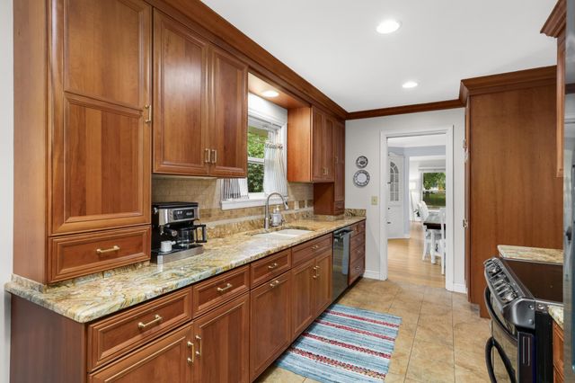 9100 Club Road, Saint Louis Park, MN 55426