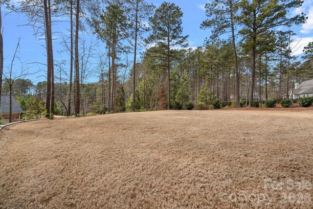 6840 Kingfisher Court, Denver, NC 28037