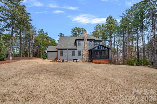 6840 Kingfisher Court, Denver, NC 28037