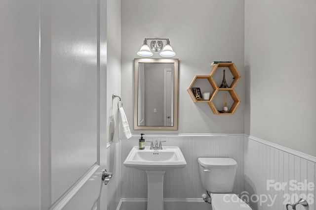 6840 Kingfisher Court, Denver, NC 28037