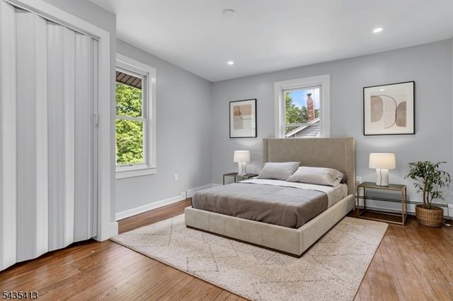 529 Wheatsheaf Rd, Roselle Boro, NJ 07203