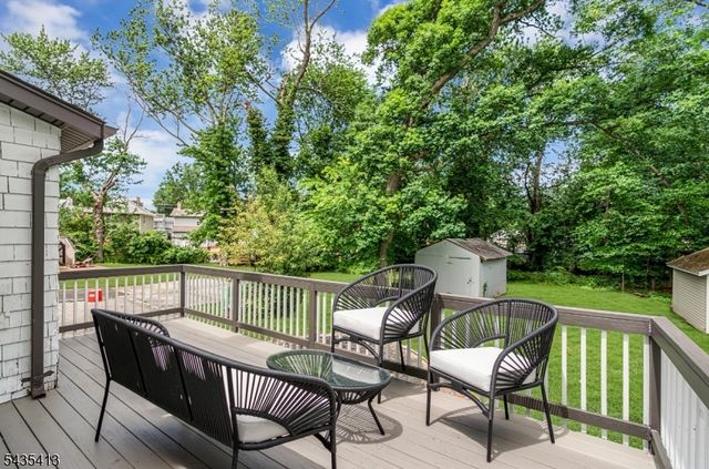 529 Wheatsheaf Rd, Roselle Boro, NJ 07203