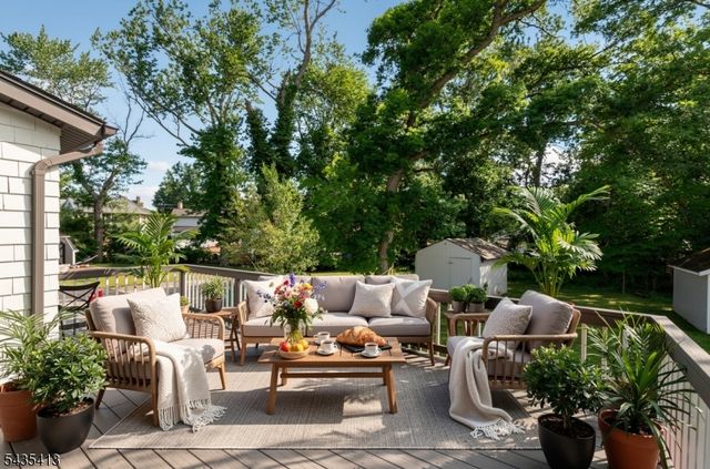 529 Wheatsheaf Rd, Roselle Boro, NJ 07203
