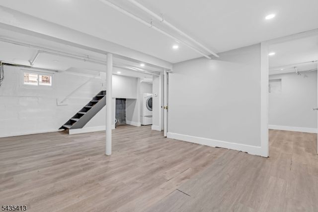 529 Wheatsheaf Rd, Roselle Boro, NJ 07203