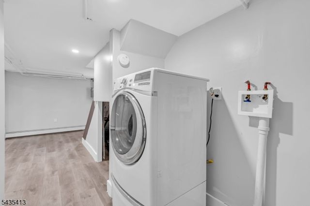 529 Wheatsheaf Rd, Roselle Boro, NJ 07203