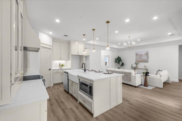 332 Hillcroft Road, Fort Worth, TX 76108