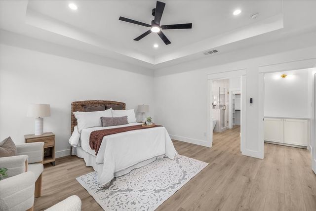 332 Hillcroft Road, Fort Worth, TX 76108