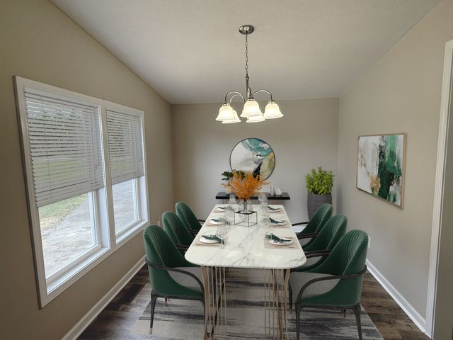 1318 Riley Creek Rd, Tullahoma, TN 37388