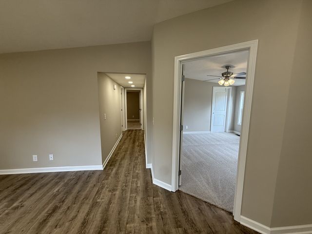 1318 Riley Creek Rd, Tullahoma, TN 37388