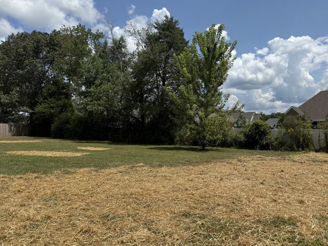 1318 Riley Creek Rd, Tullahoma, TN 37388