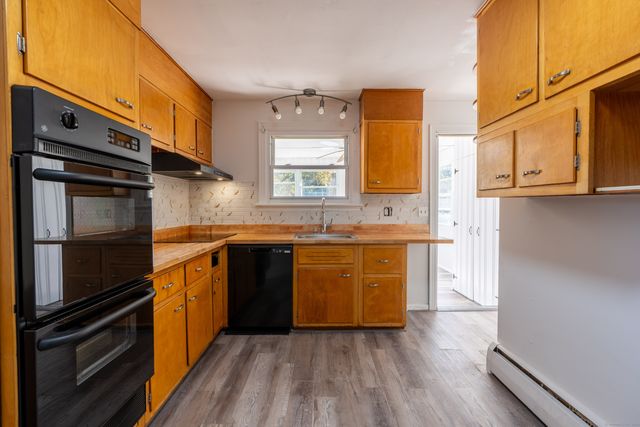 119 Brooklawn Circle, New Haven, CT 06515