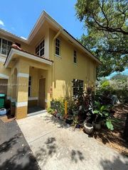 8900 NE 8th Ave 1109, Miami, FL 33138