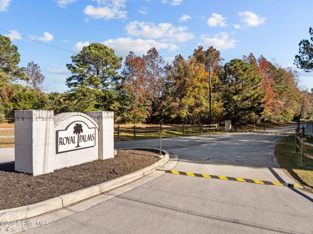 132 Royal Palms Way, Holly Ridge, NC 28445