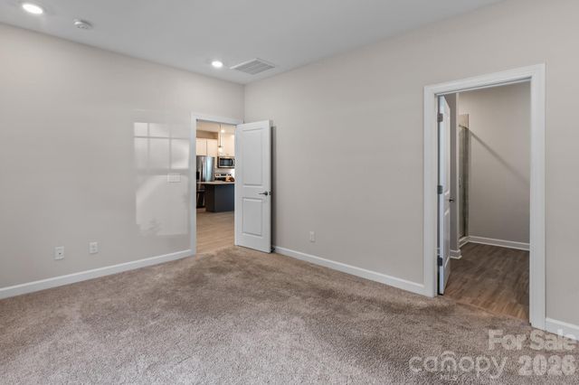 916 Westminster Drive 8, Statesville, NC 28677