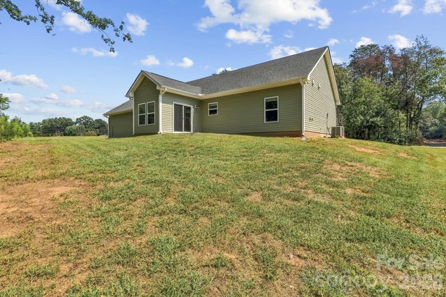 916 Westminster Drive 8, Statesville, NC 28677