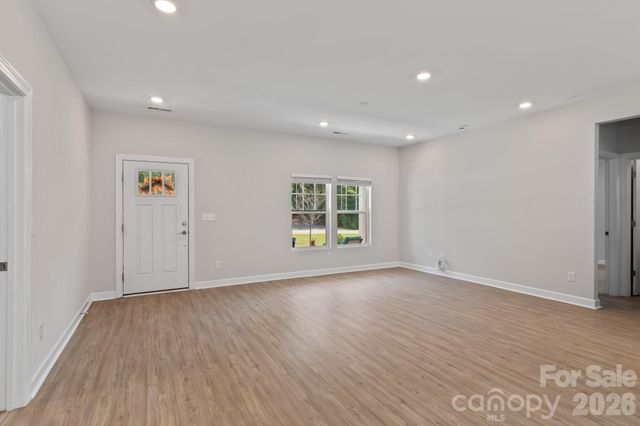 916 Westminster Drive 8, Statesville, NC 28677