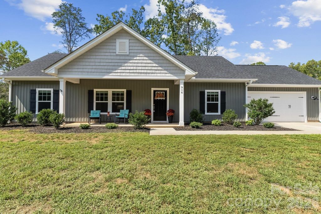 916 Westminster Drive 8, Statesville, NC 28677