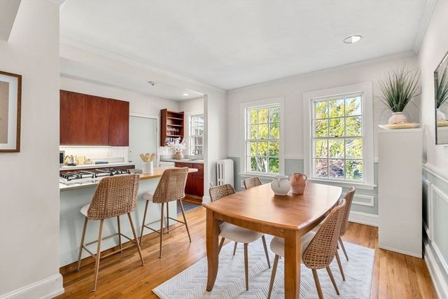41 Linnaean St 43, Cambridge, MA 02138