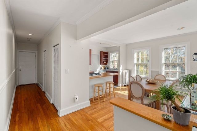 41 Linnaean St 43, Cambridge, MA 02138