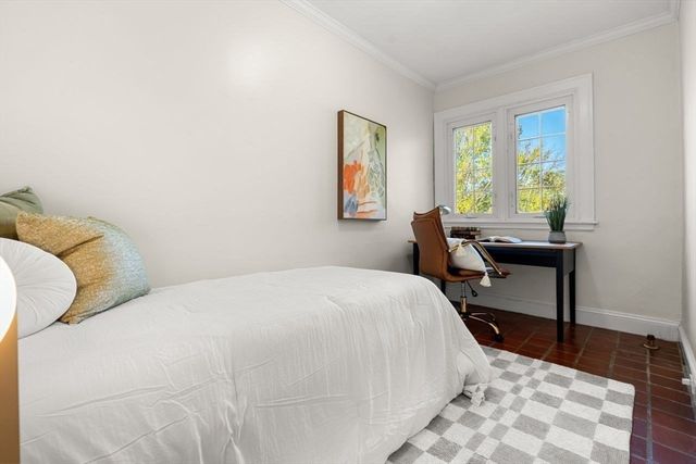 41 Linnaean St 43, Cambridge, MA 02138