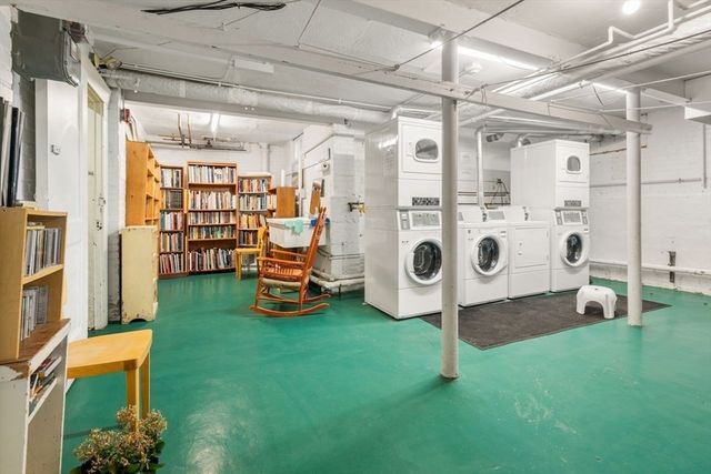41 Linnaean St 43, Cambridge, MA 02138