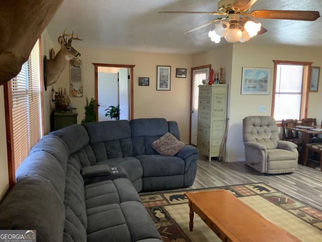 187 Bierce Drive, Young Harris, GA 30582