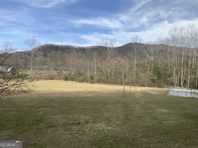 187 Bierce Drive, Young Harris, GA 30582